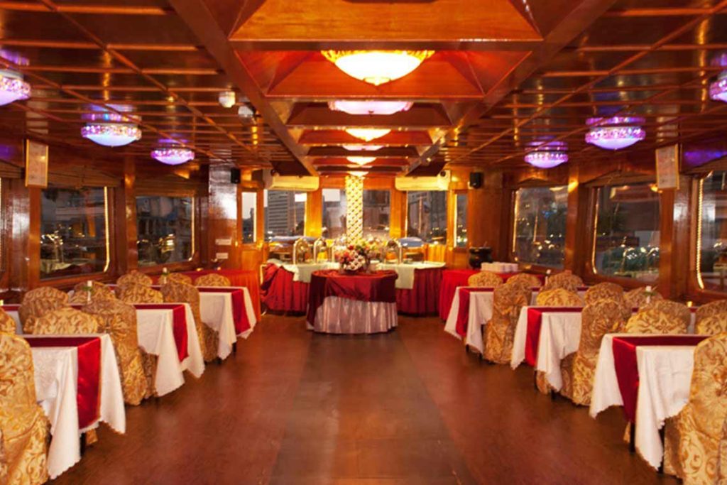 inside arrangement of Dhow cruise dubai